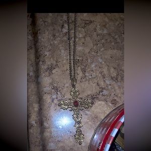 COPY - Western Antique Jewelry AVON 1974 Romanesque Cross Necklace